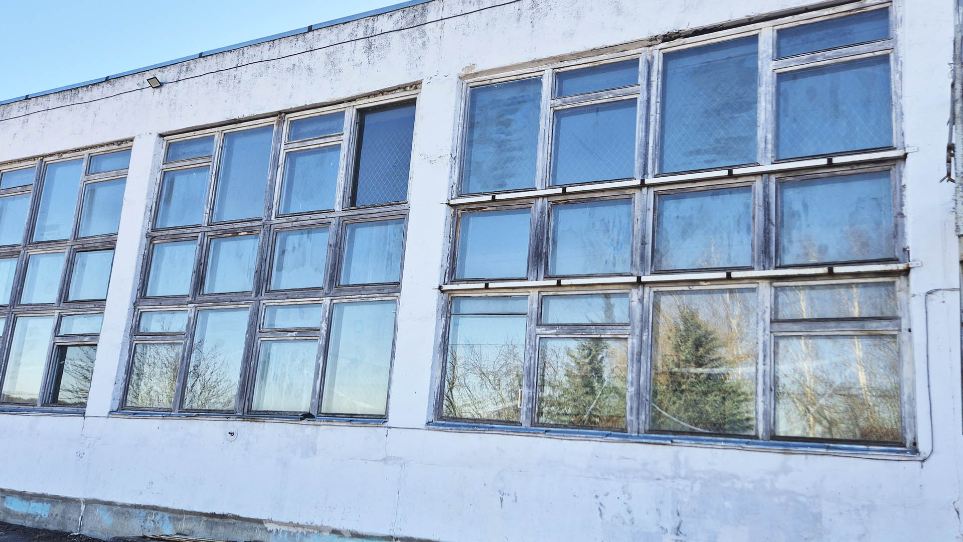 Замена окон в помещениях МБОУ "Новоселковская СШ", д.Бебяево