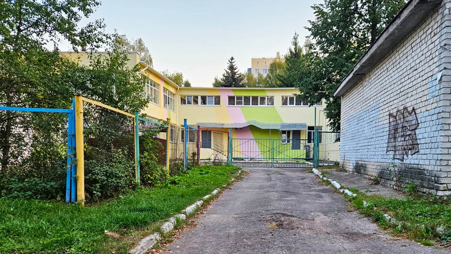 Ремонт проезда, парковки и тротуара в районе «Детский сад №404 «Ростки», г.Нижний Новгород