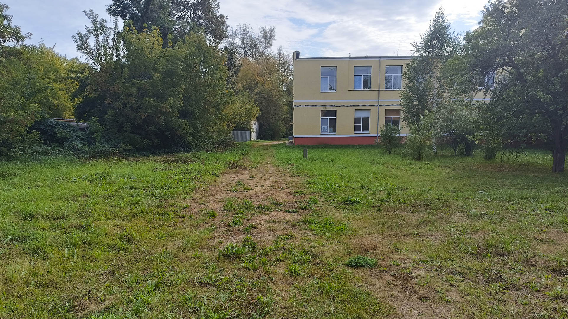 Устройство универсальной спортивной площадки на территории «Гимназия №67», г.Нижний Новгород