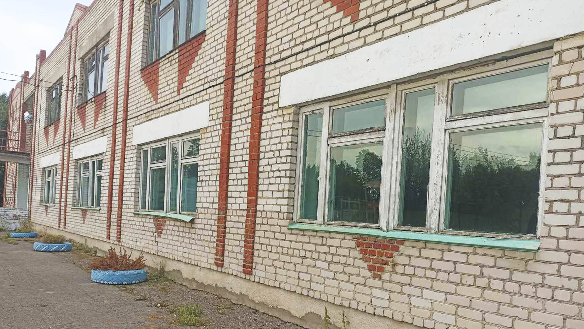 Замена окон в здании сельского Дома культуры, д.Каменка