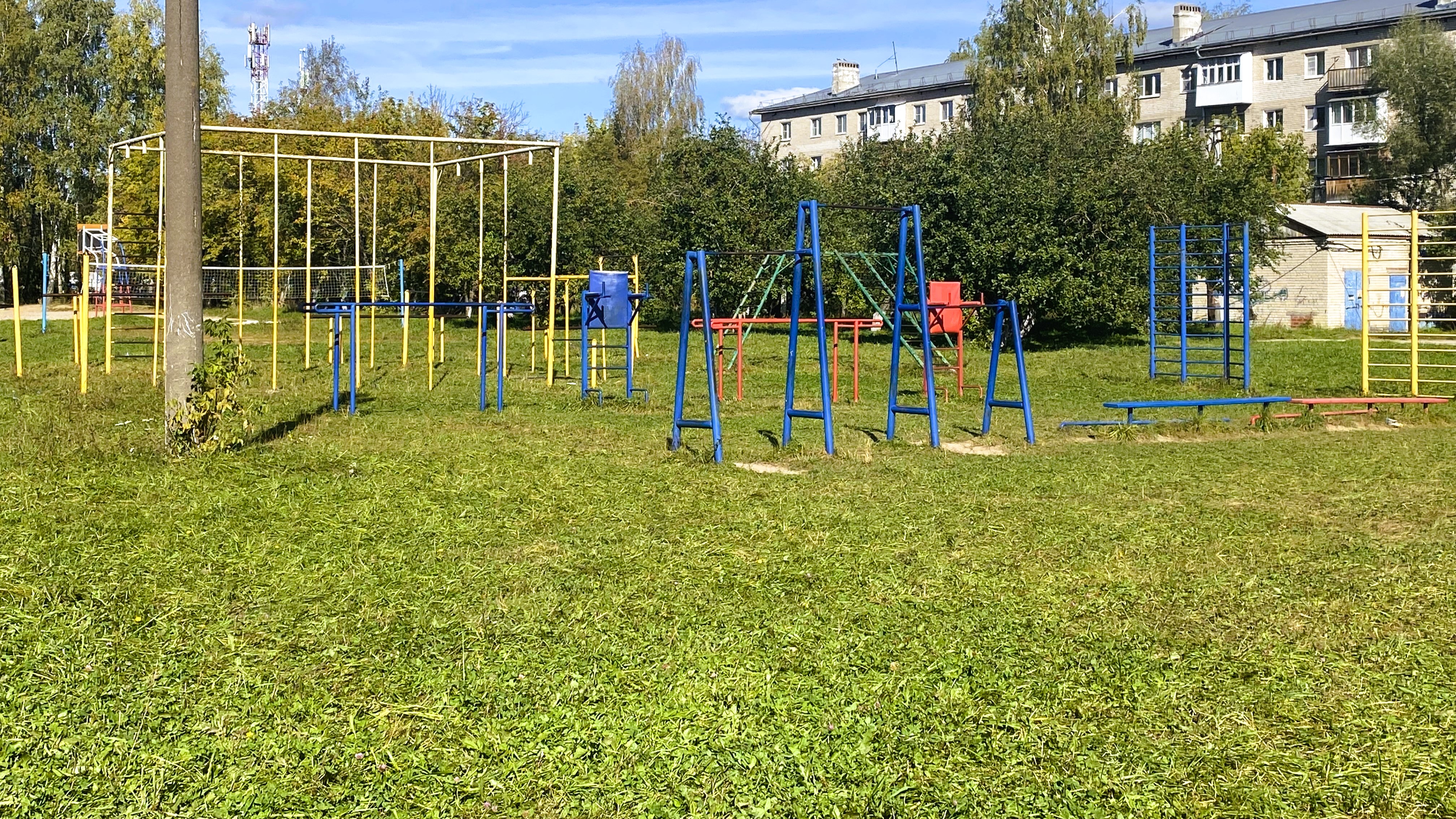 Обустройство спортивной площадки на территории МБОУ «Школа №6», г.Богородск